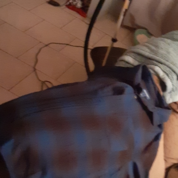 Blue long sleeve flannel - Picture 2 of 3